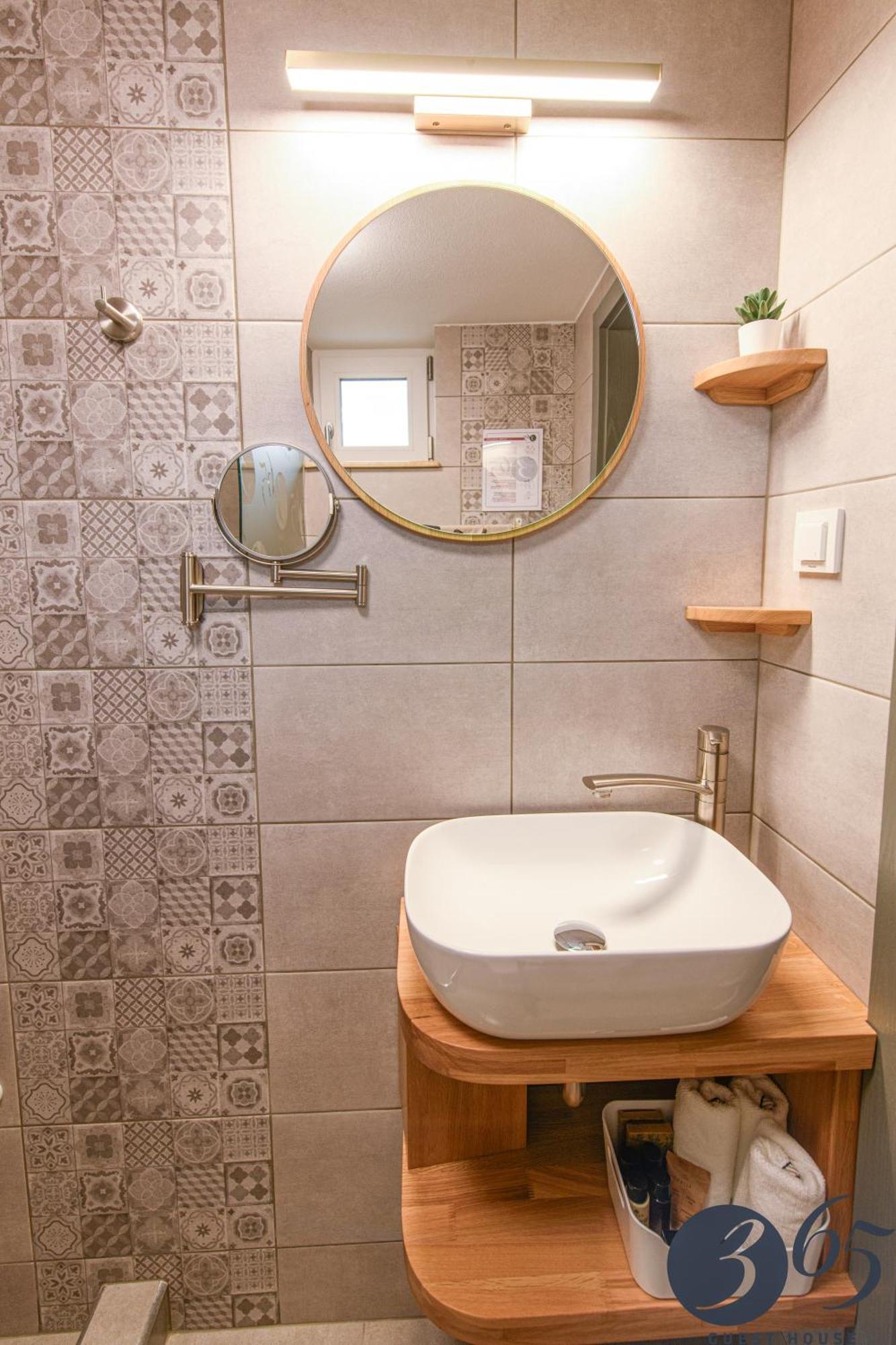 365 Guest House Хунедоара Экстерьер фото