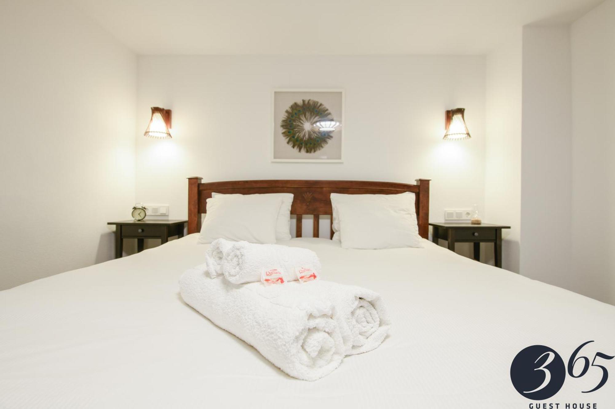 365 Guest House Хунедоара Экстерьер фото